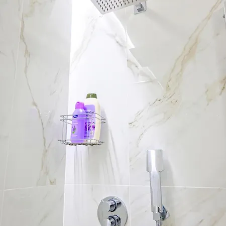 Apartament Charming *