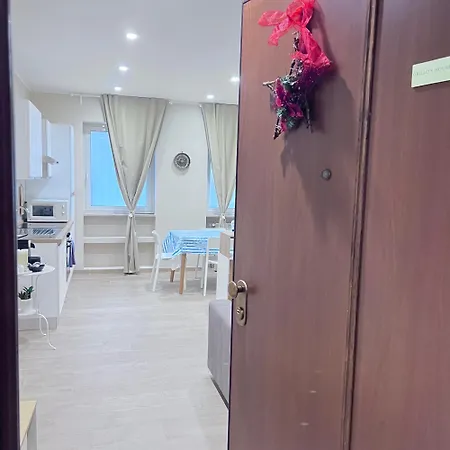Charming روما
